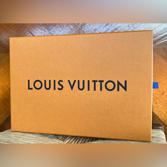 Louis Vuitton Other - ⭐️ LOUIS VUITTON ⭐️ BOX ⭐️